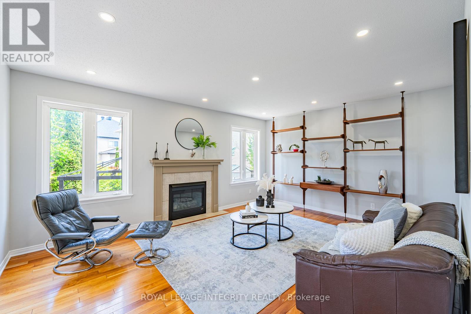 60 WILDERNESS WAY - 12