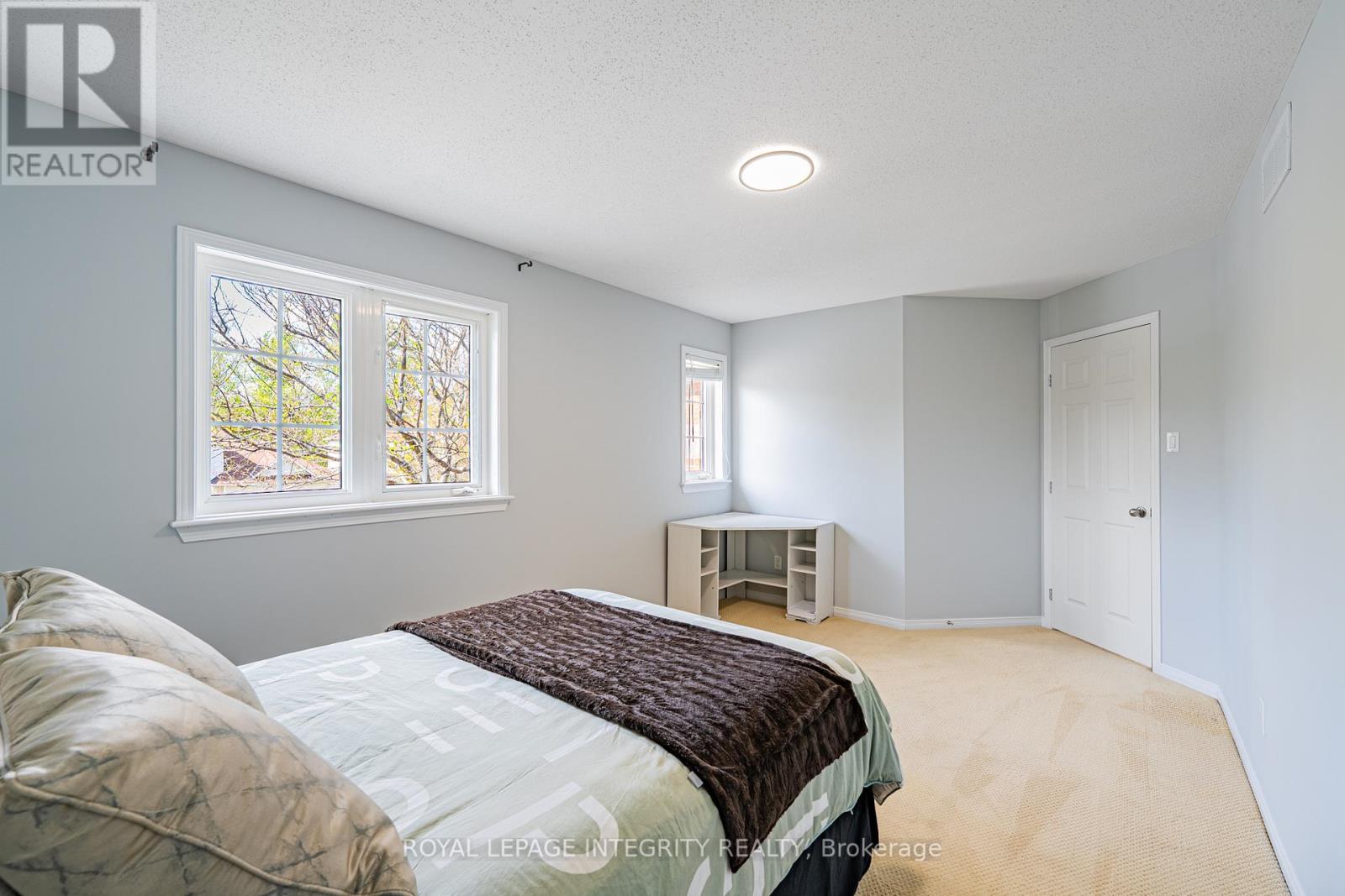 60 WILDERNESS WAY - 32