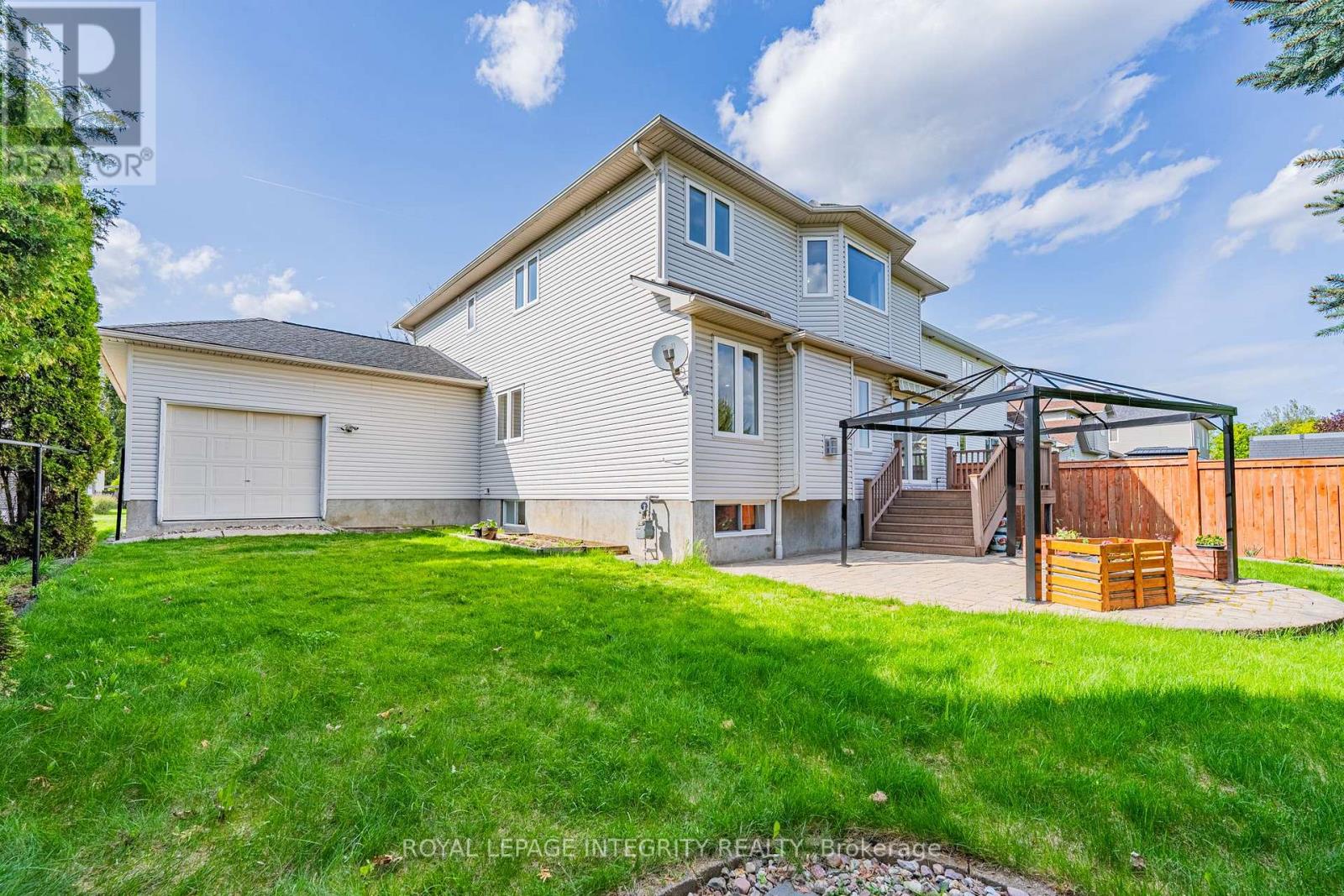 60 WILDERNESS WAY - 45