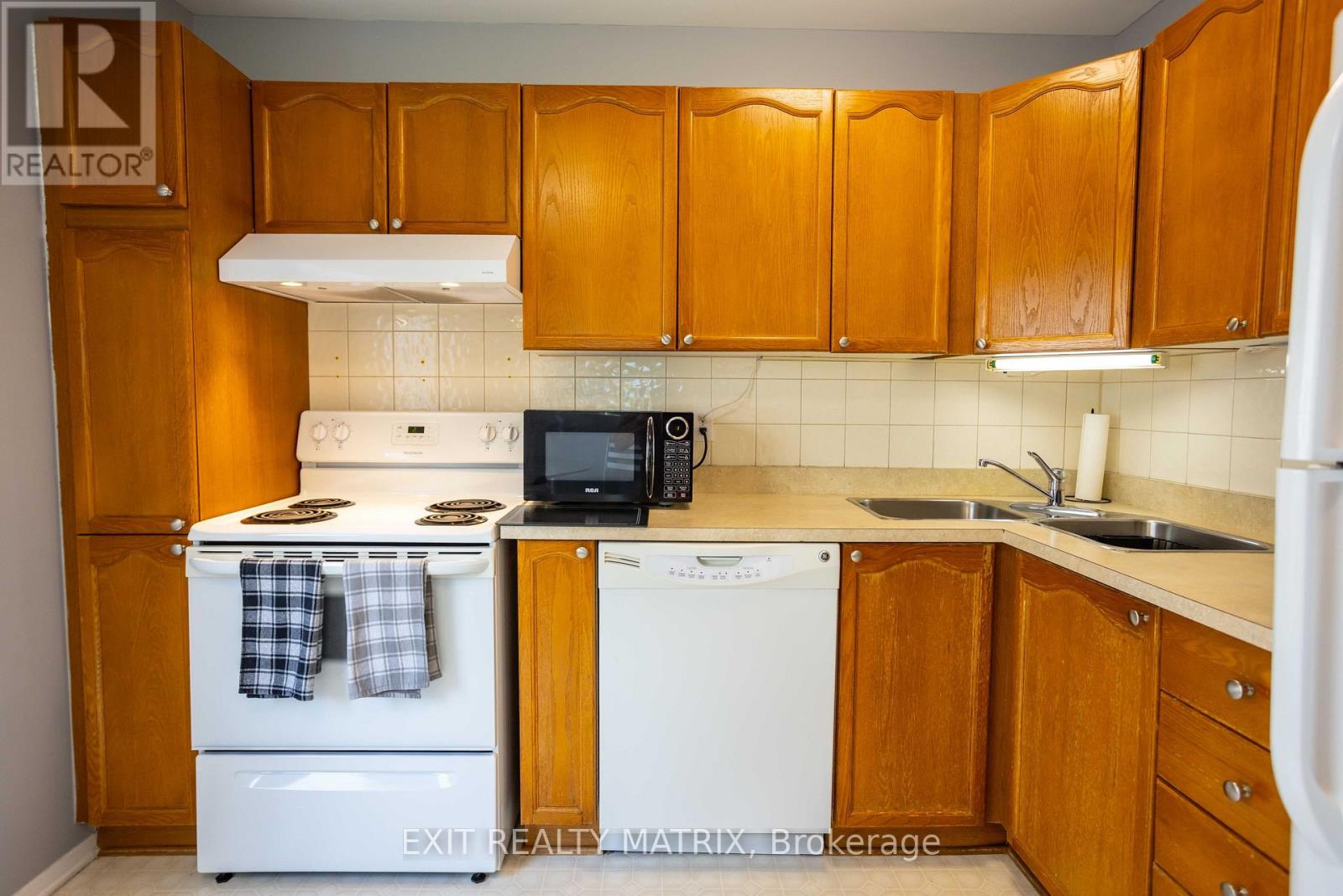 1521 BRIARFIELD CRESCENT - 13