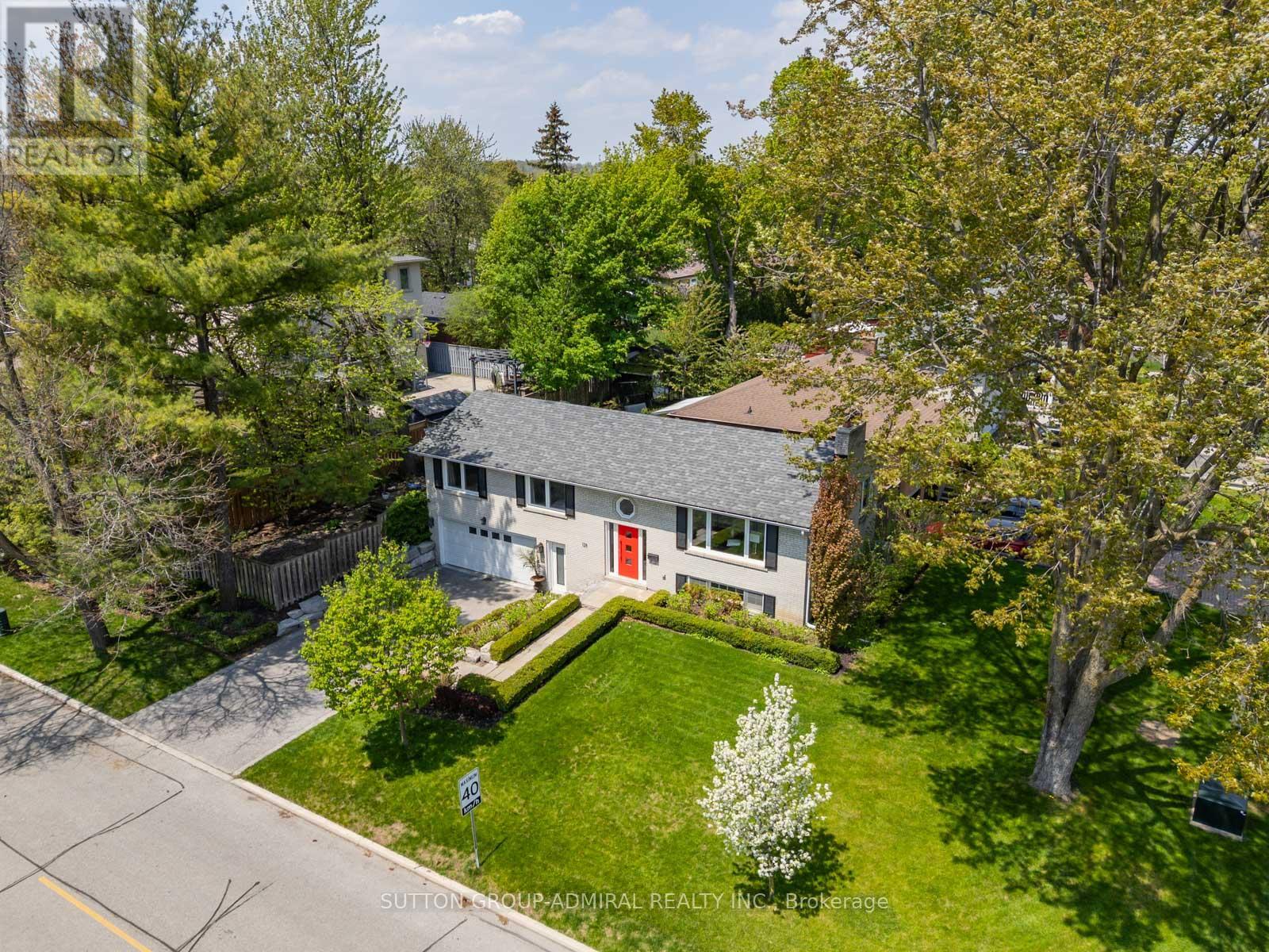 125 LAVEROCK AVENUE - 40