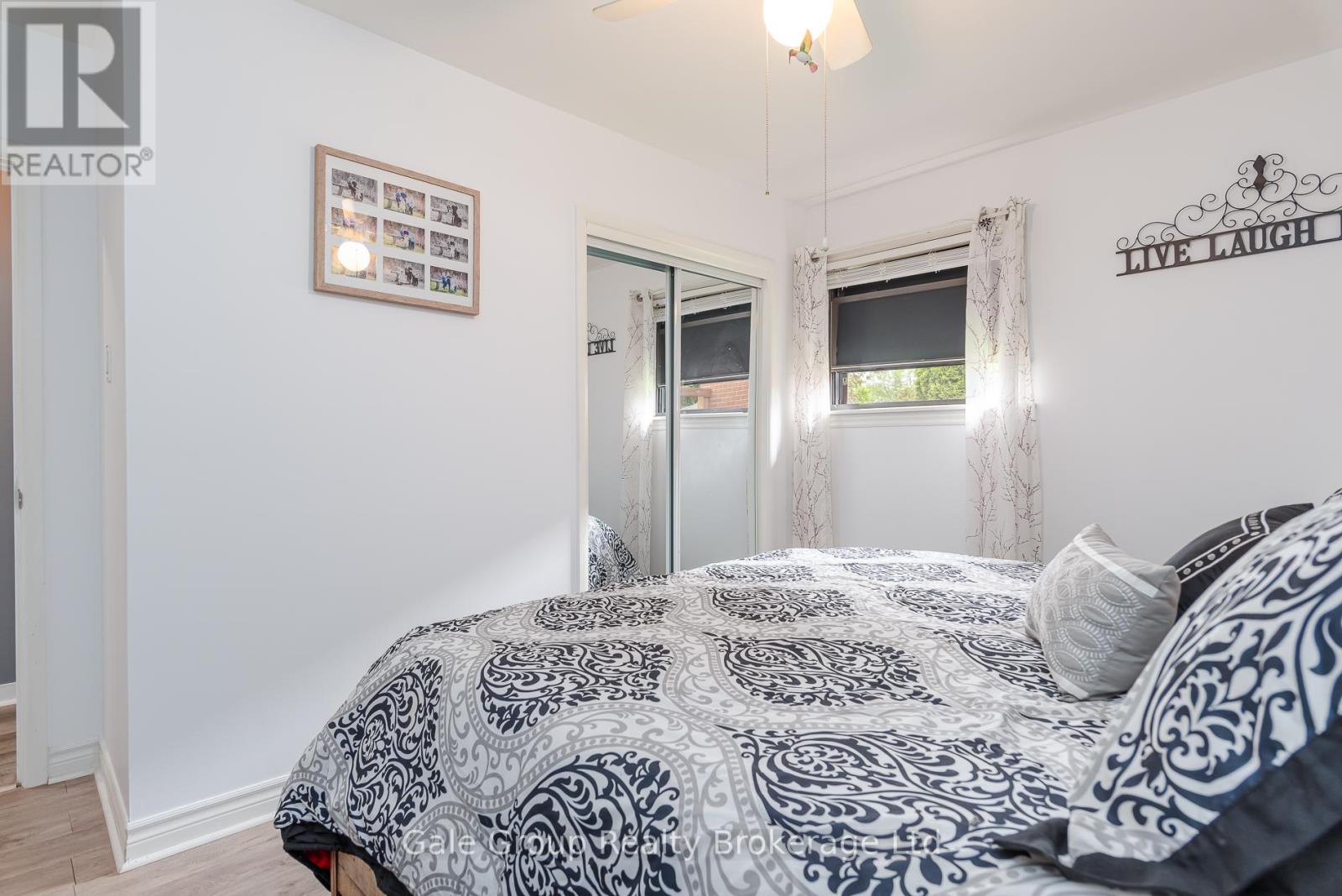 183 BYRON STREET - 21
