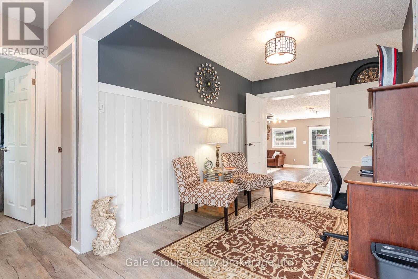 183 BYRON STREET - 32