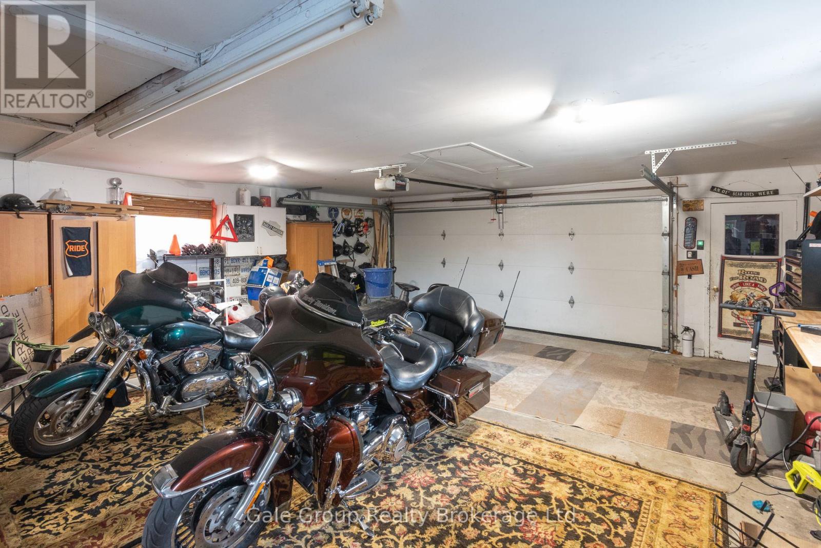 183 BYRON STREET - 50