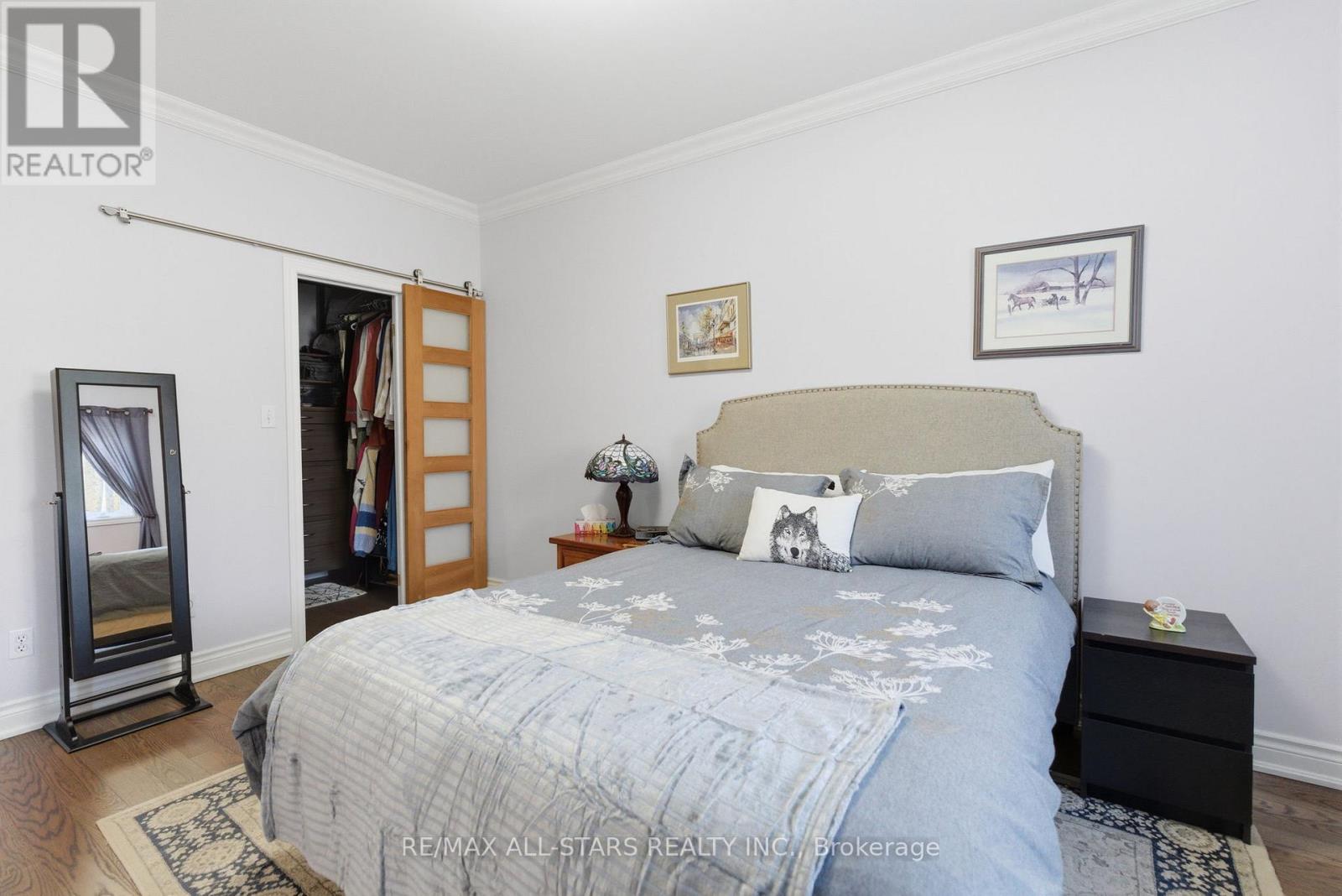 49 ROSENA LANE - 23