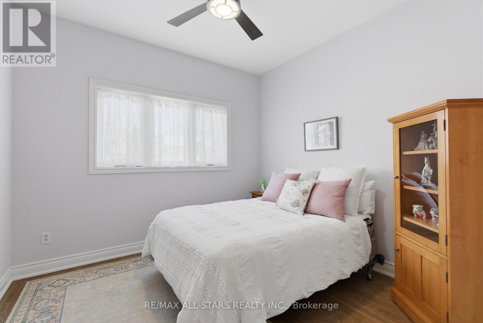 49 ROSENA LANE - 27