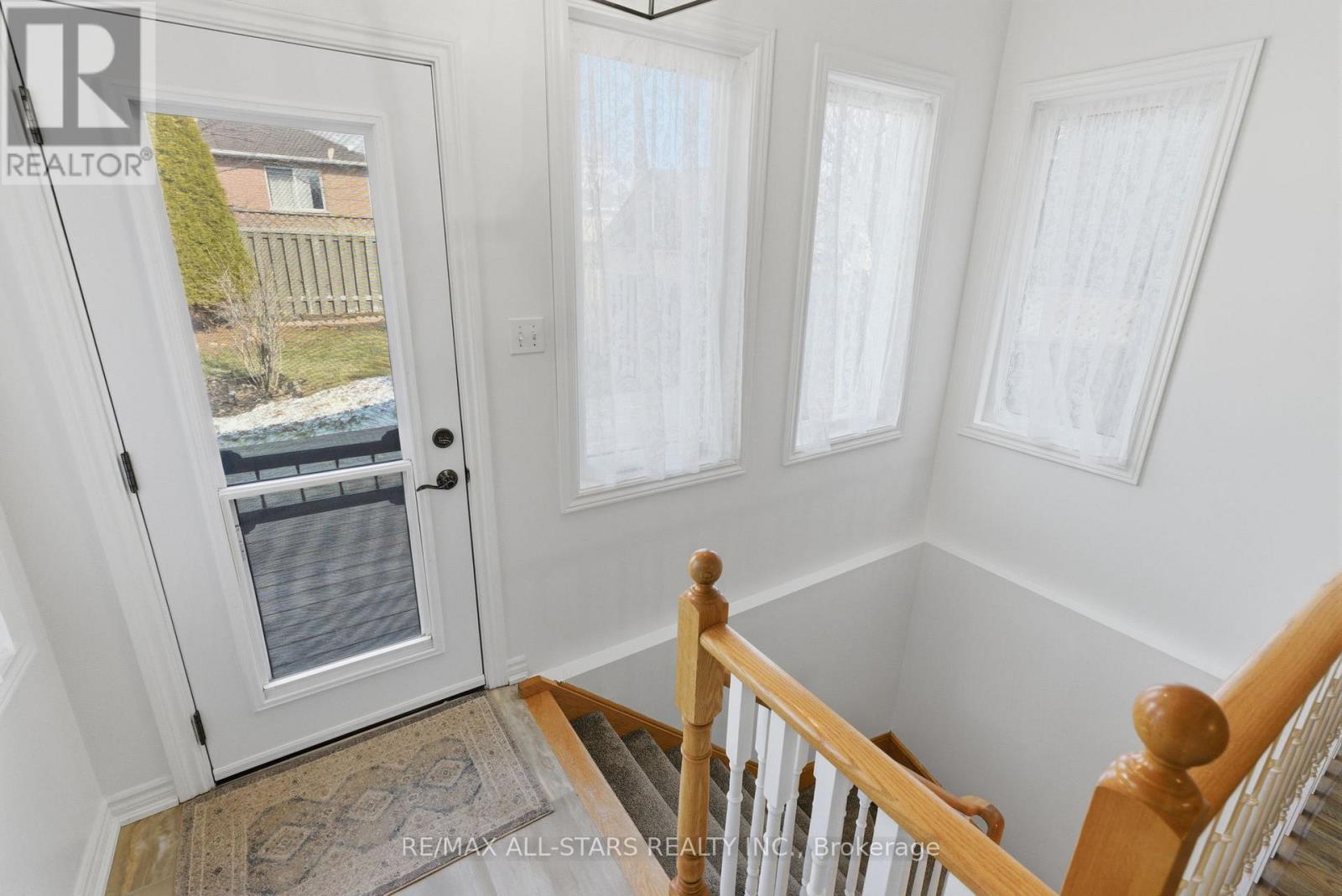49 ROSENA LANE - 31