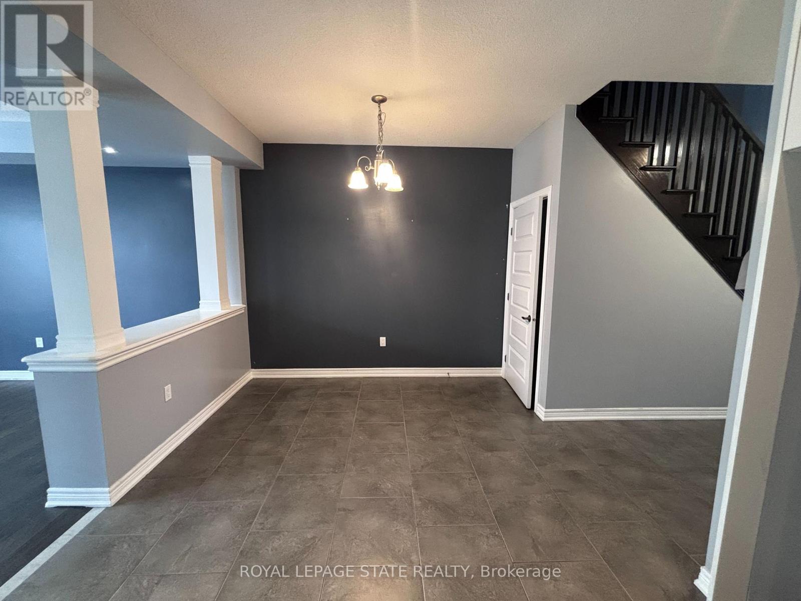 71 FAIRGROUNDS DRIVE - 11