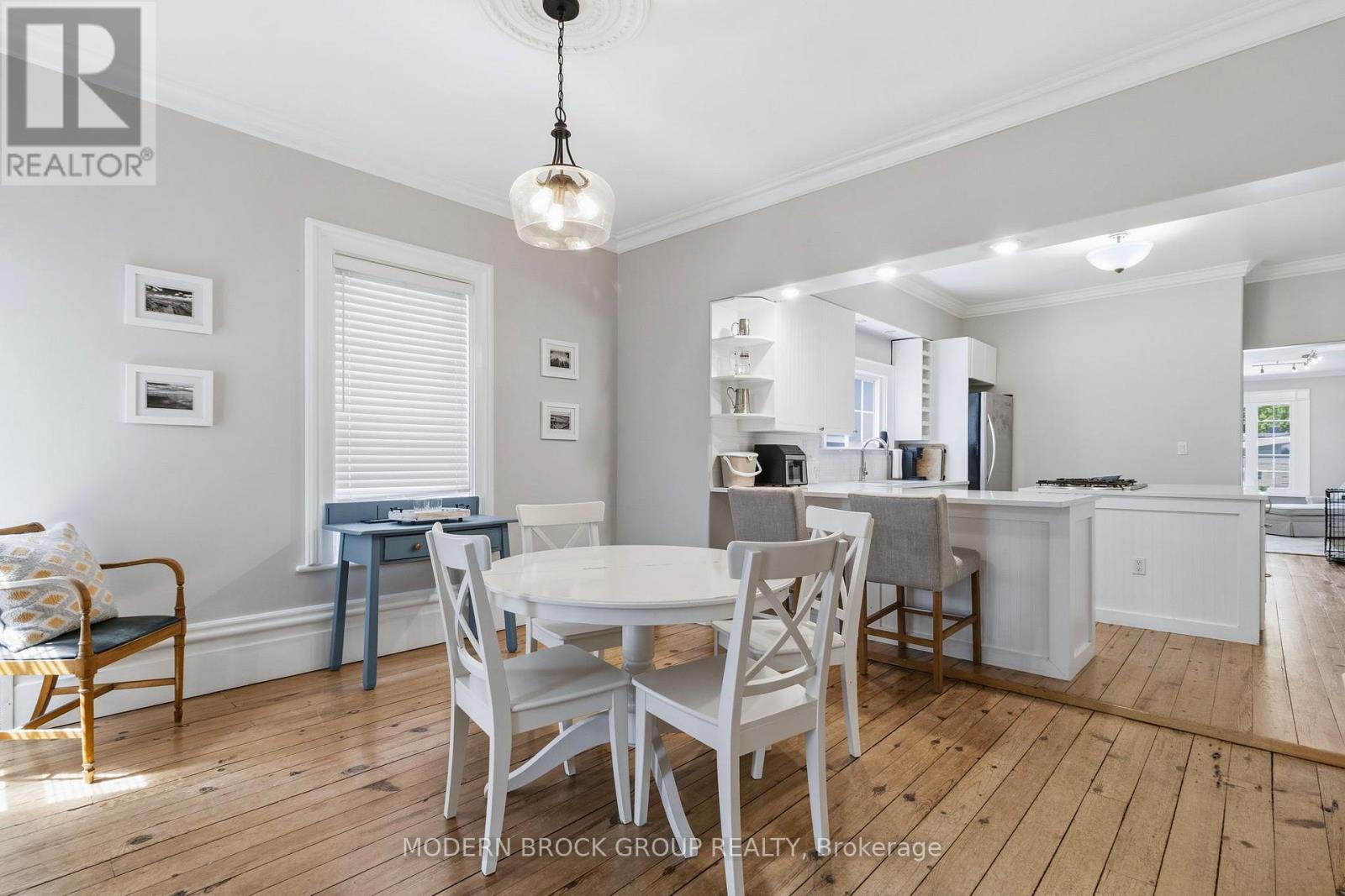 254 KING STREET E - 17