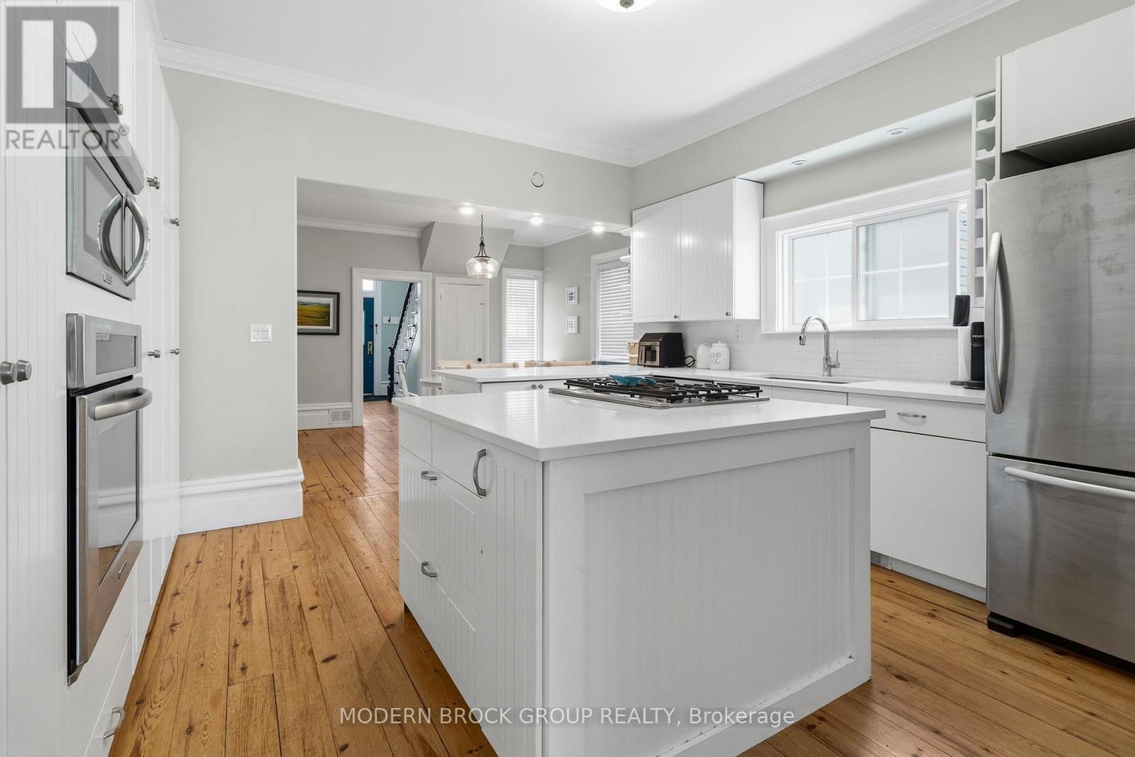 254 KING STREET E - 22