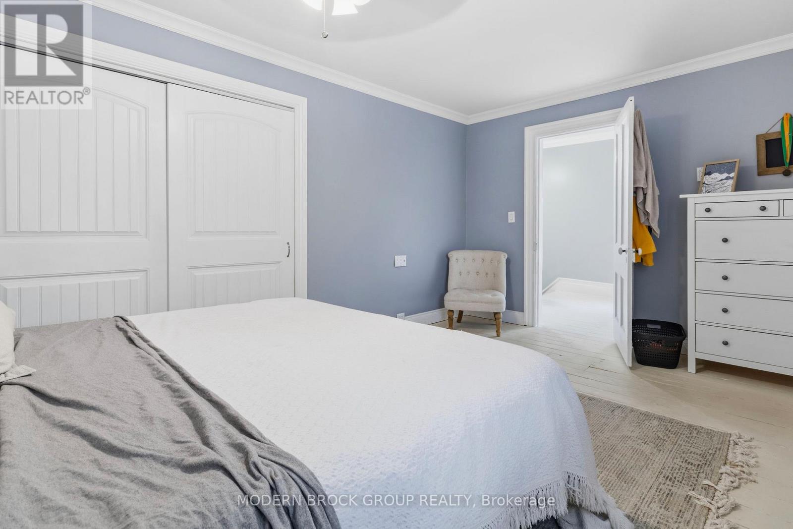 254 KING STREET E - 33