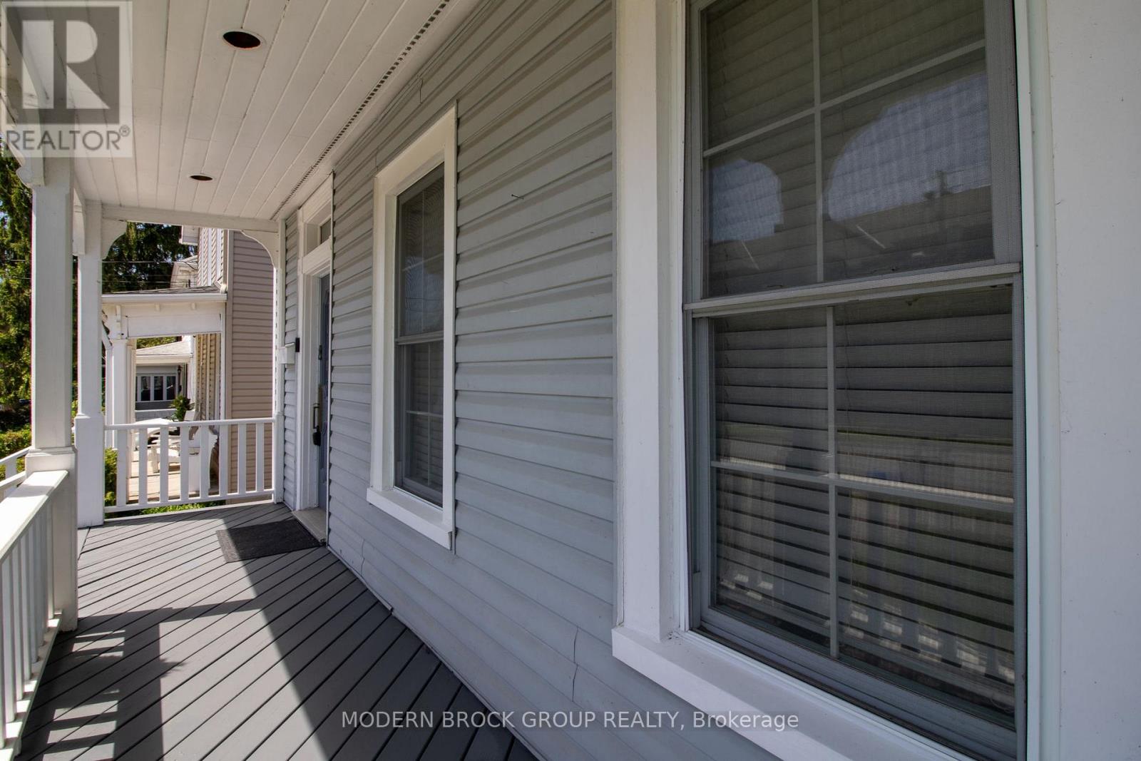 254 KING STREET E - 5