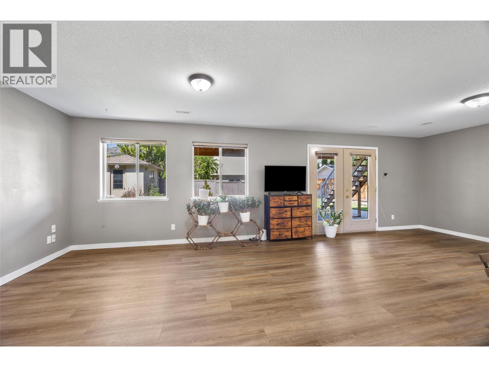 3702 Overlander Drive - 22