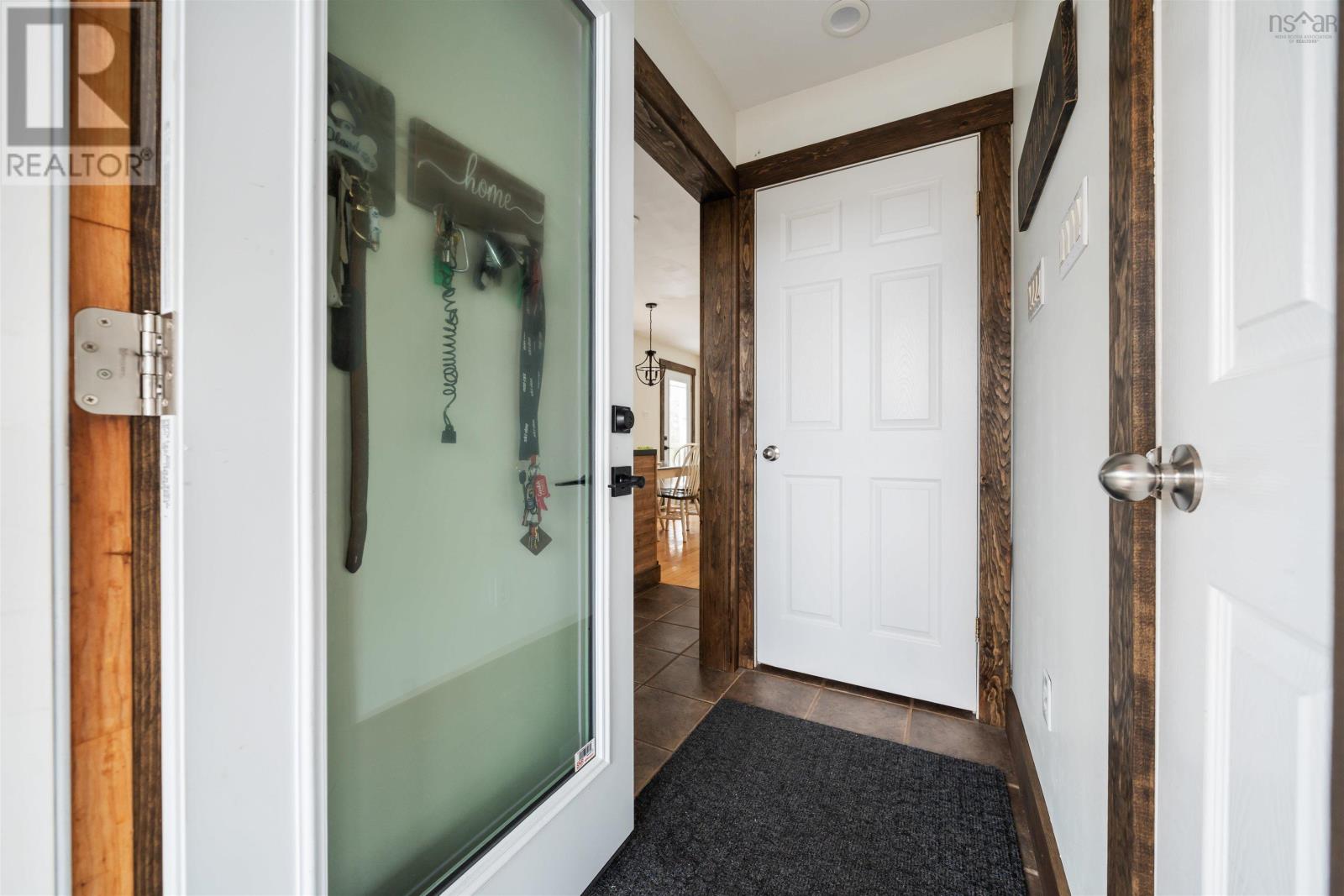 157 Pleasant Drive - 3
