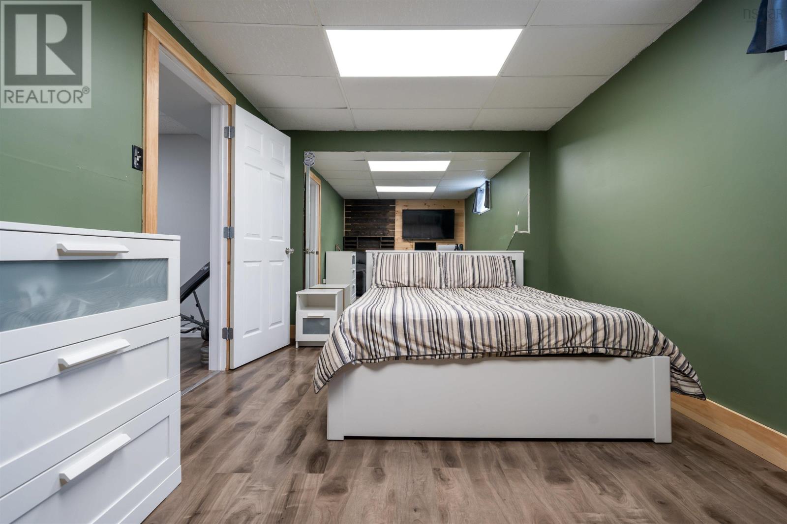 157 Pleasant Drive - 32