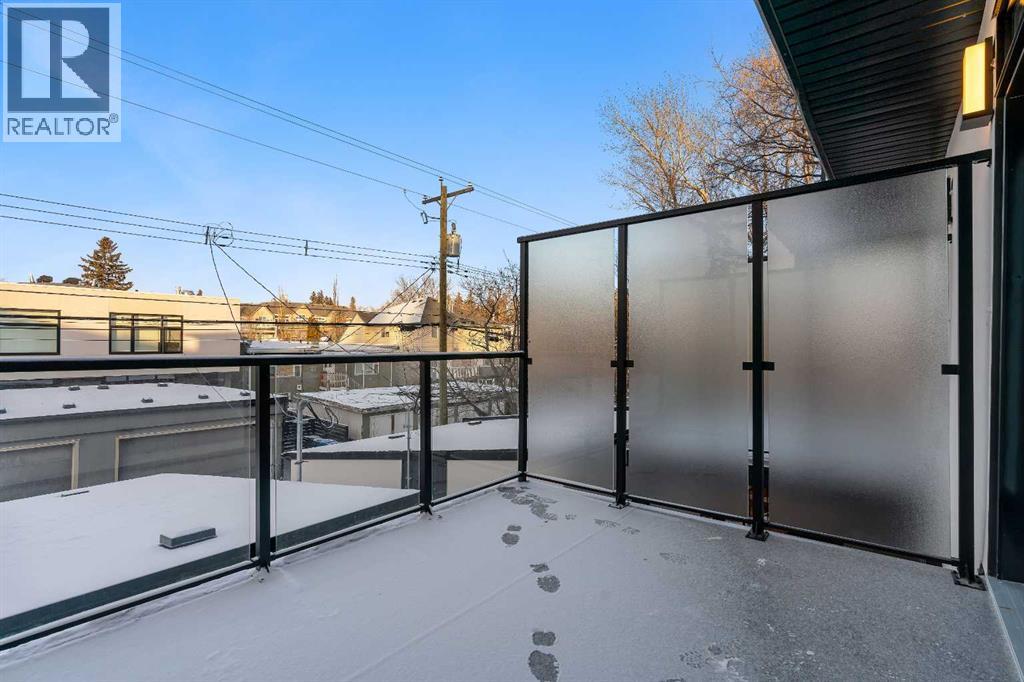 #4 1524 29 Avenue SW - 40