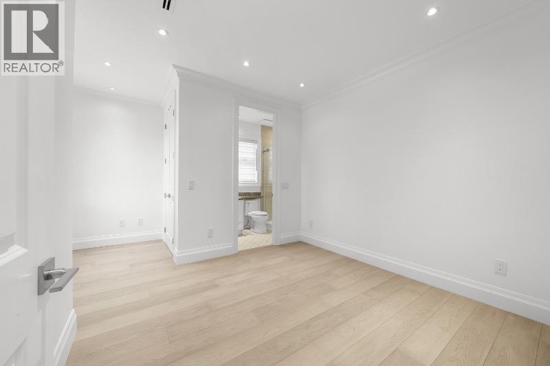 6559 AZURE ROAD, Richmond
