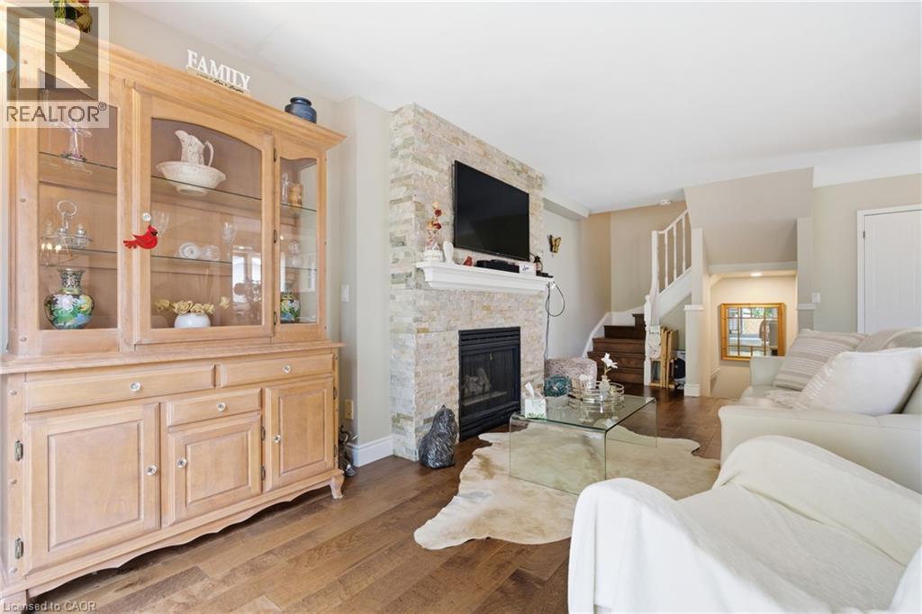 941 GORDON Street Unit# 11, Guelph, Ontario, N1G4R9 — Photo 27