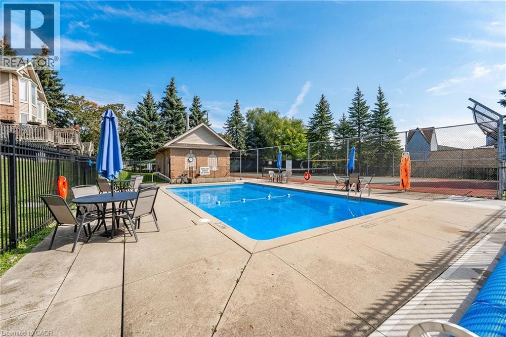 941 GORDON Street Unit# 11, Guelph, Ontario, N1G4R9 — Photo 35