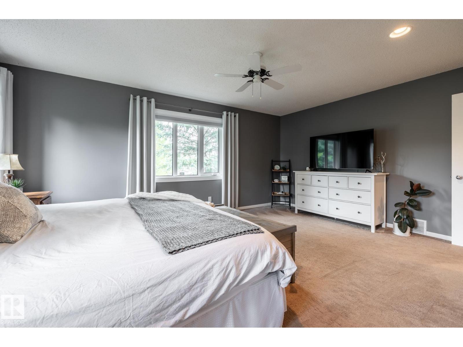 454 OSBORNE CR NW — photo 25