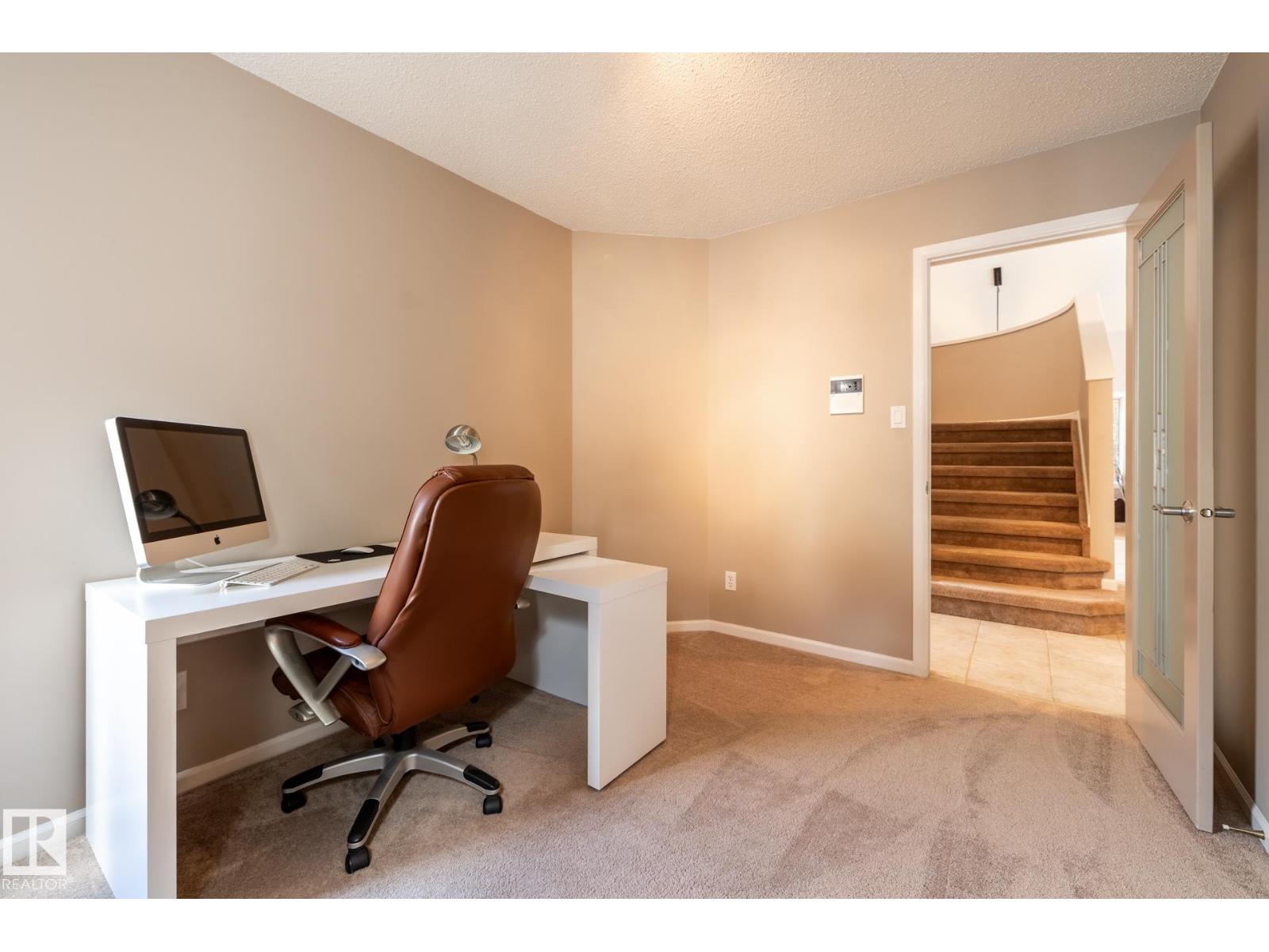 454 OSBORNE CR NW — photo 17