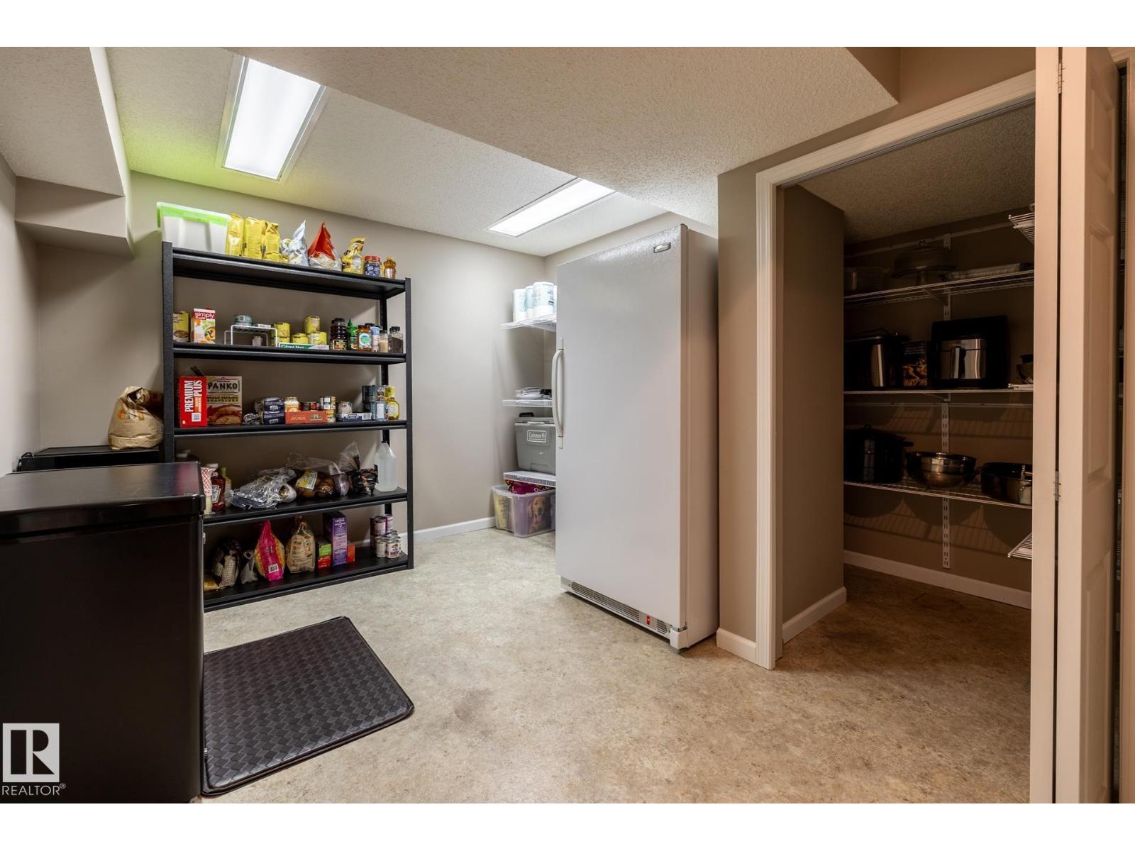 454 OSBORNE CR NW — photo 52