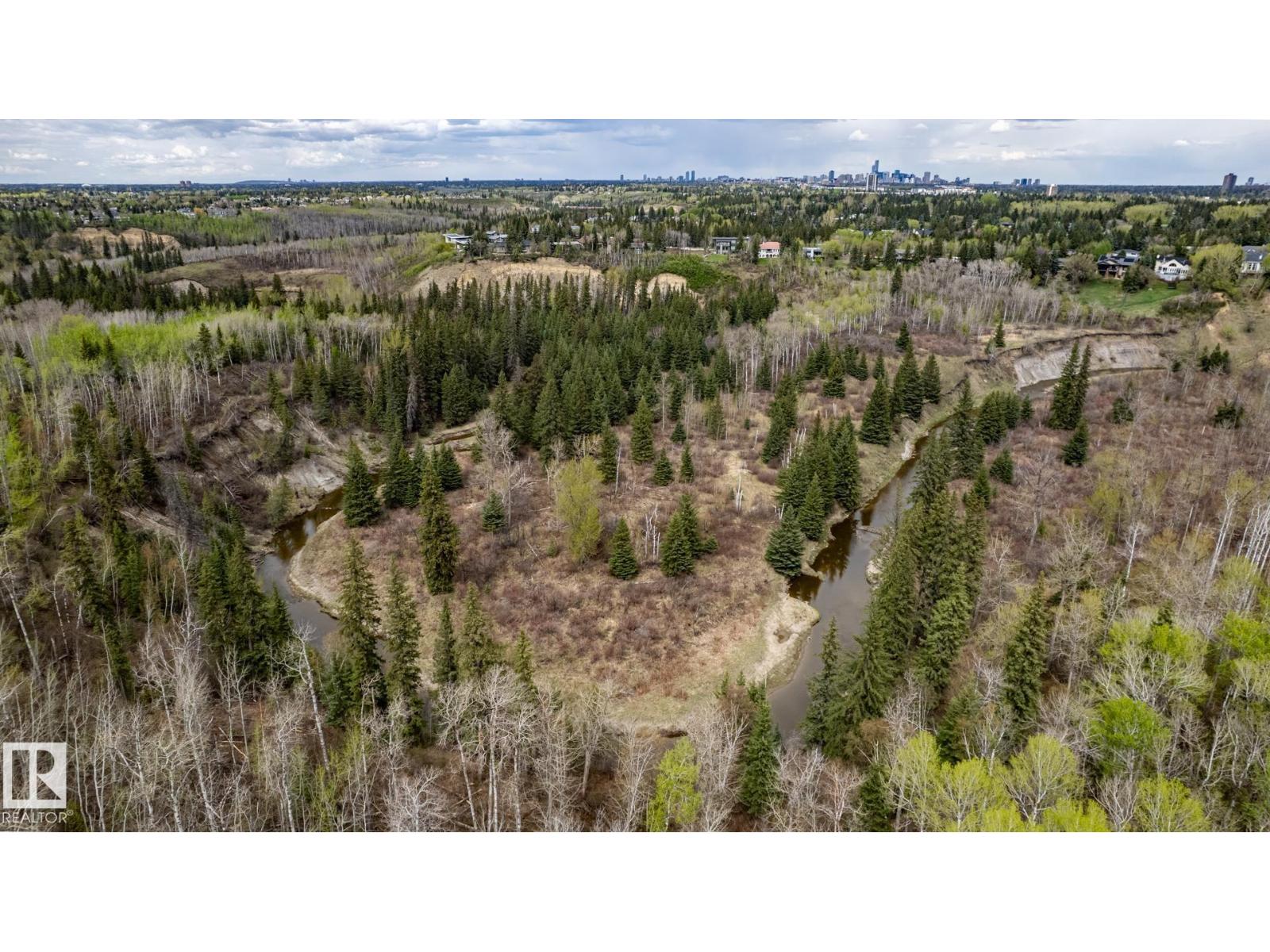 454 OSBORNE CR NW — photo 71