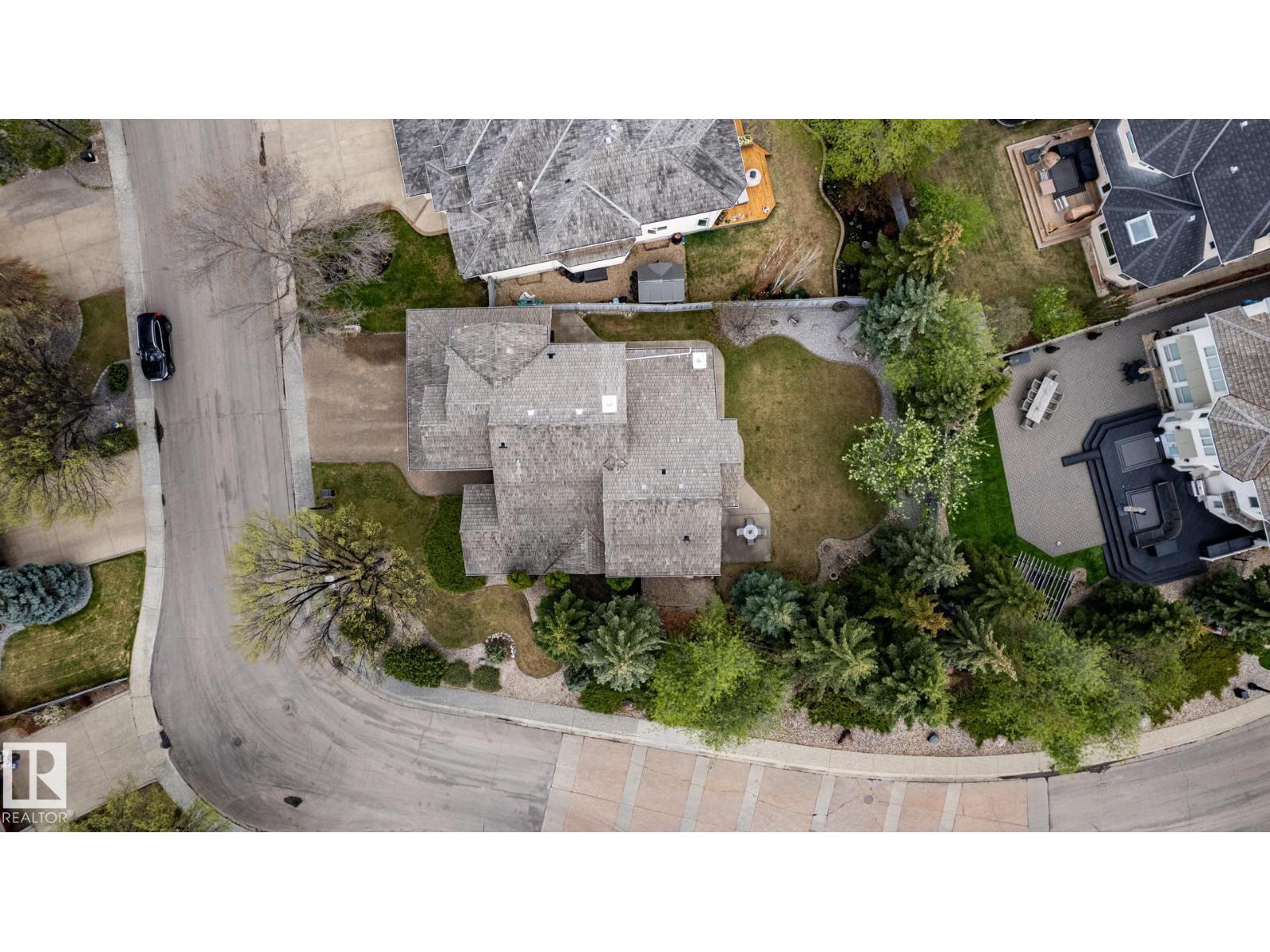 454 OSBORNE CR NW — photo 72