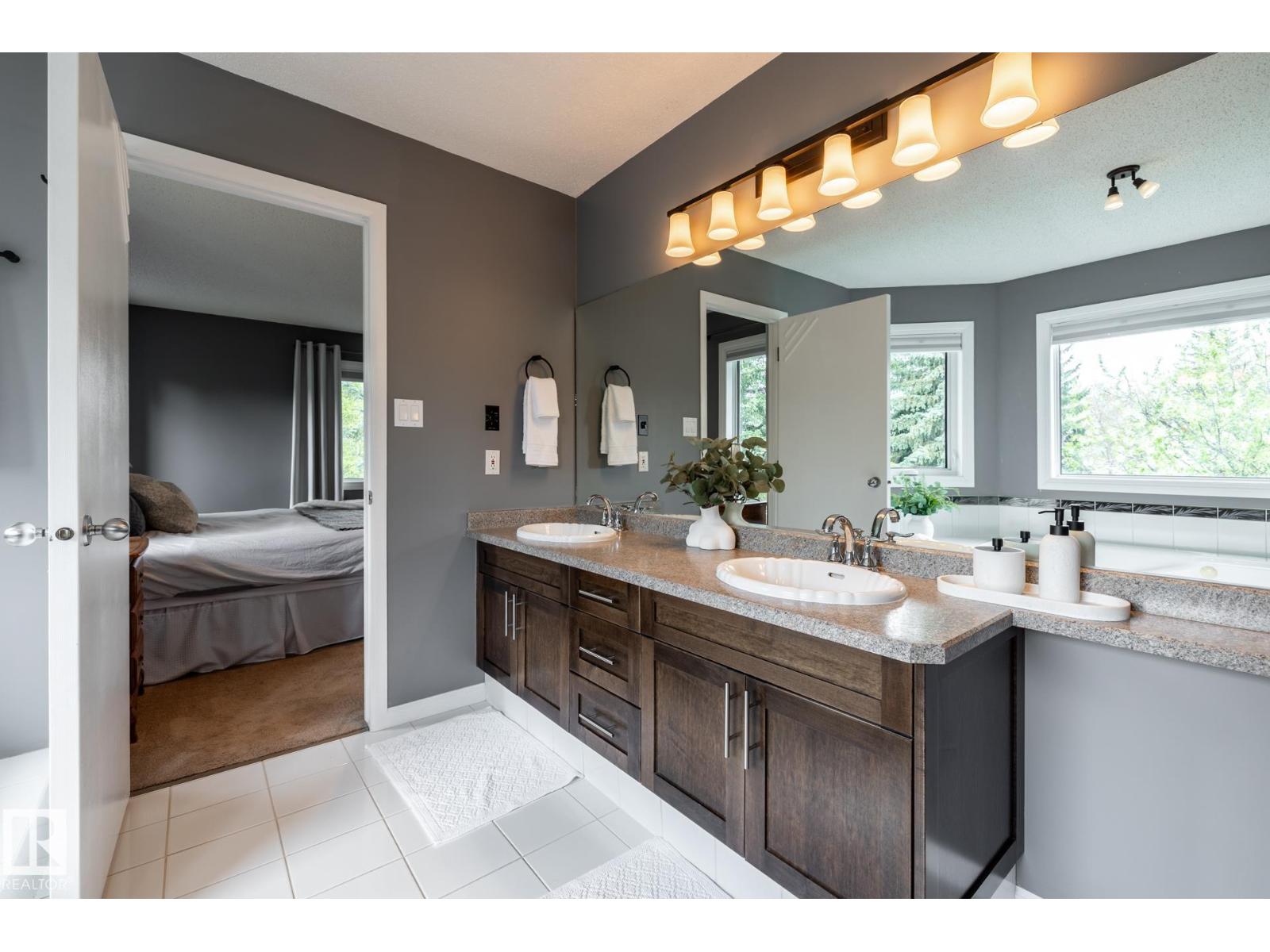 454 OSBORNE CR NW — photo 26