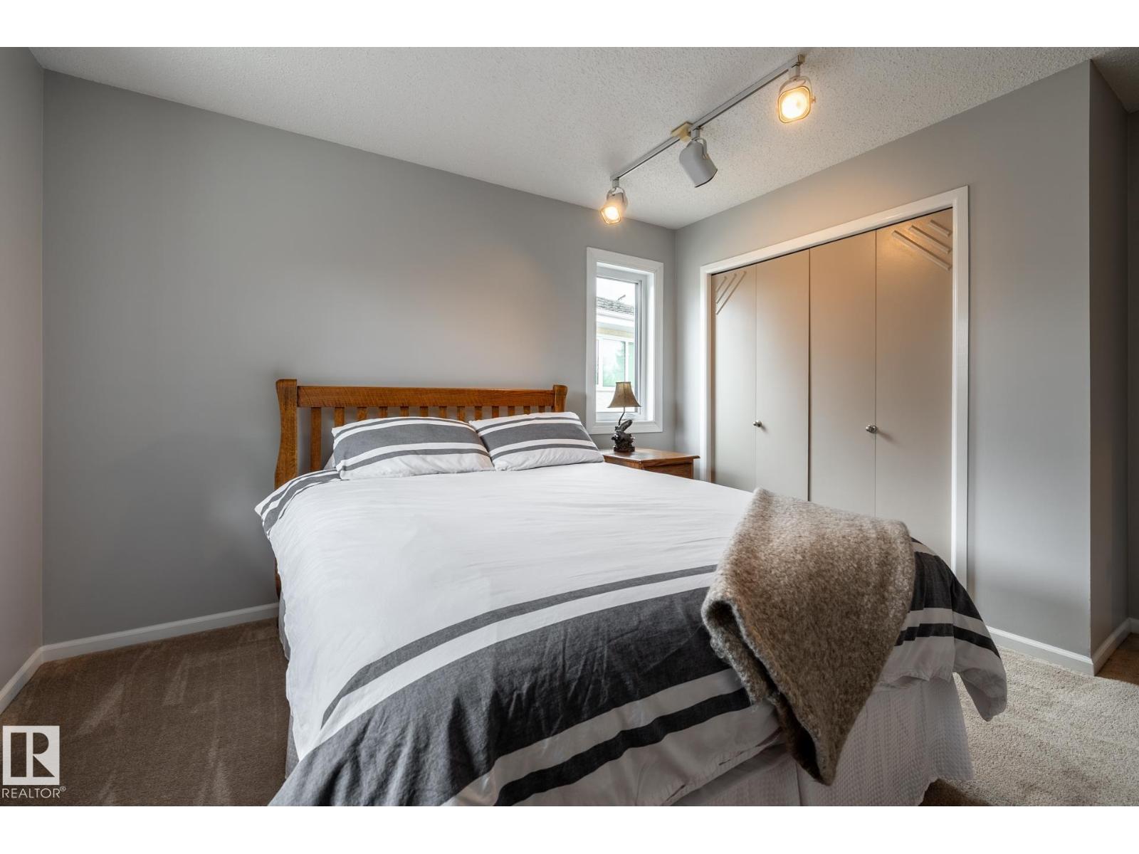 454 OSBORNE CR NW — photo 33