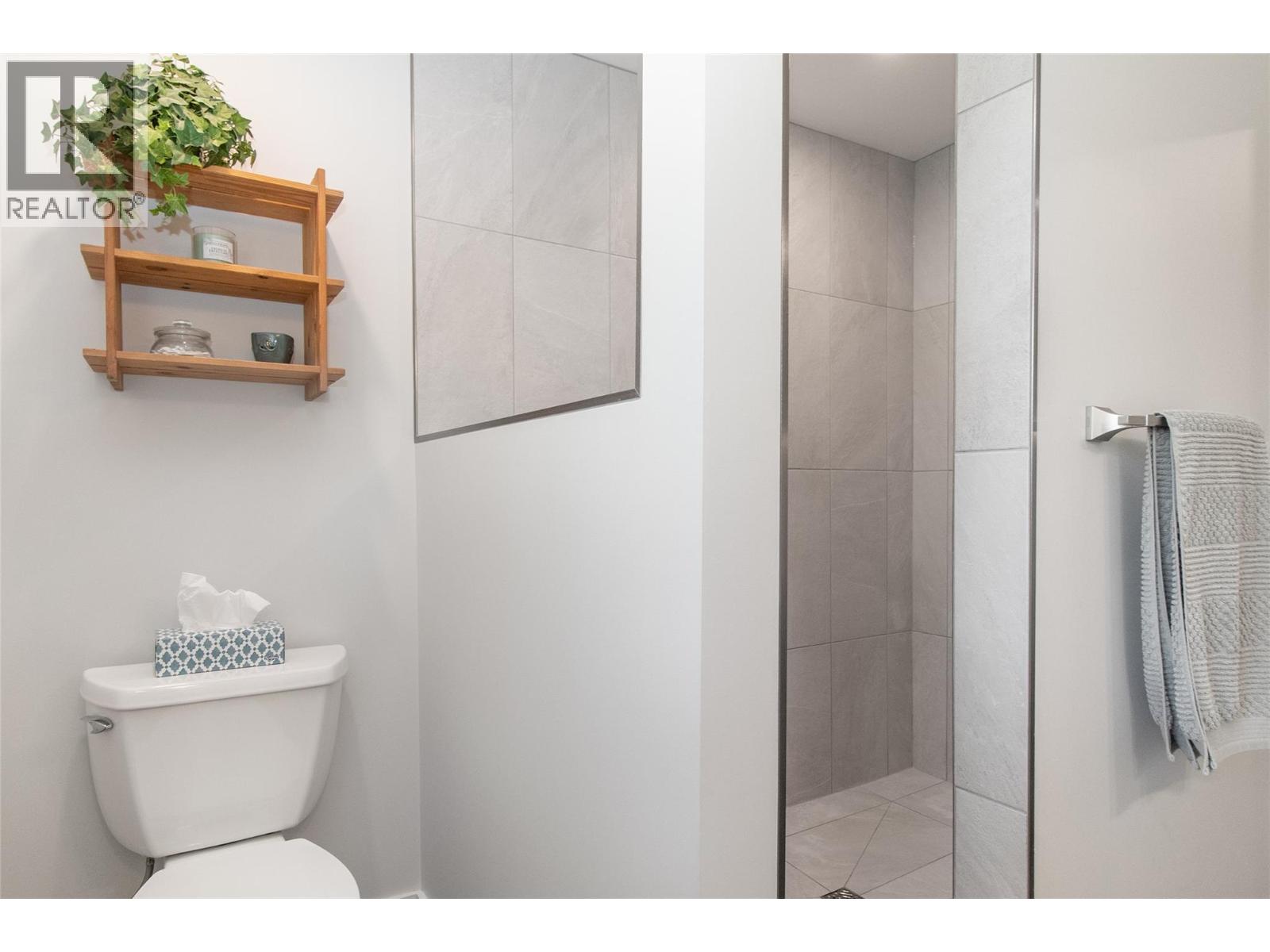 1716 Cathy Court - 28