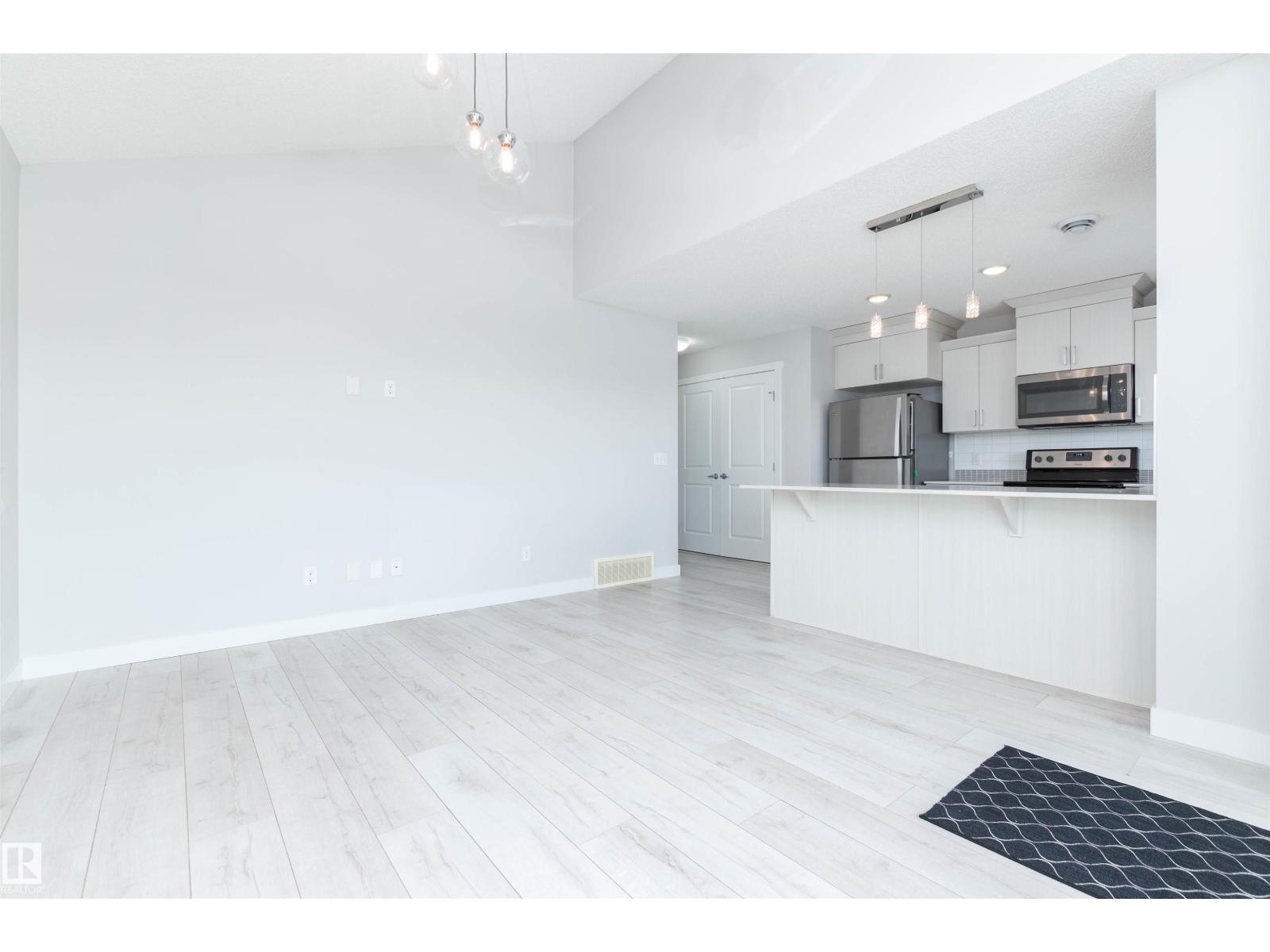 #6 1203 163 ST SW - 3