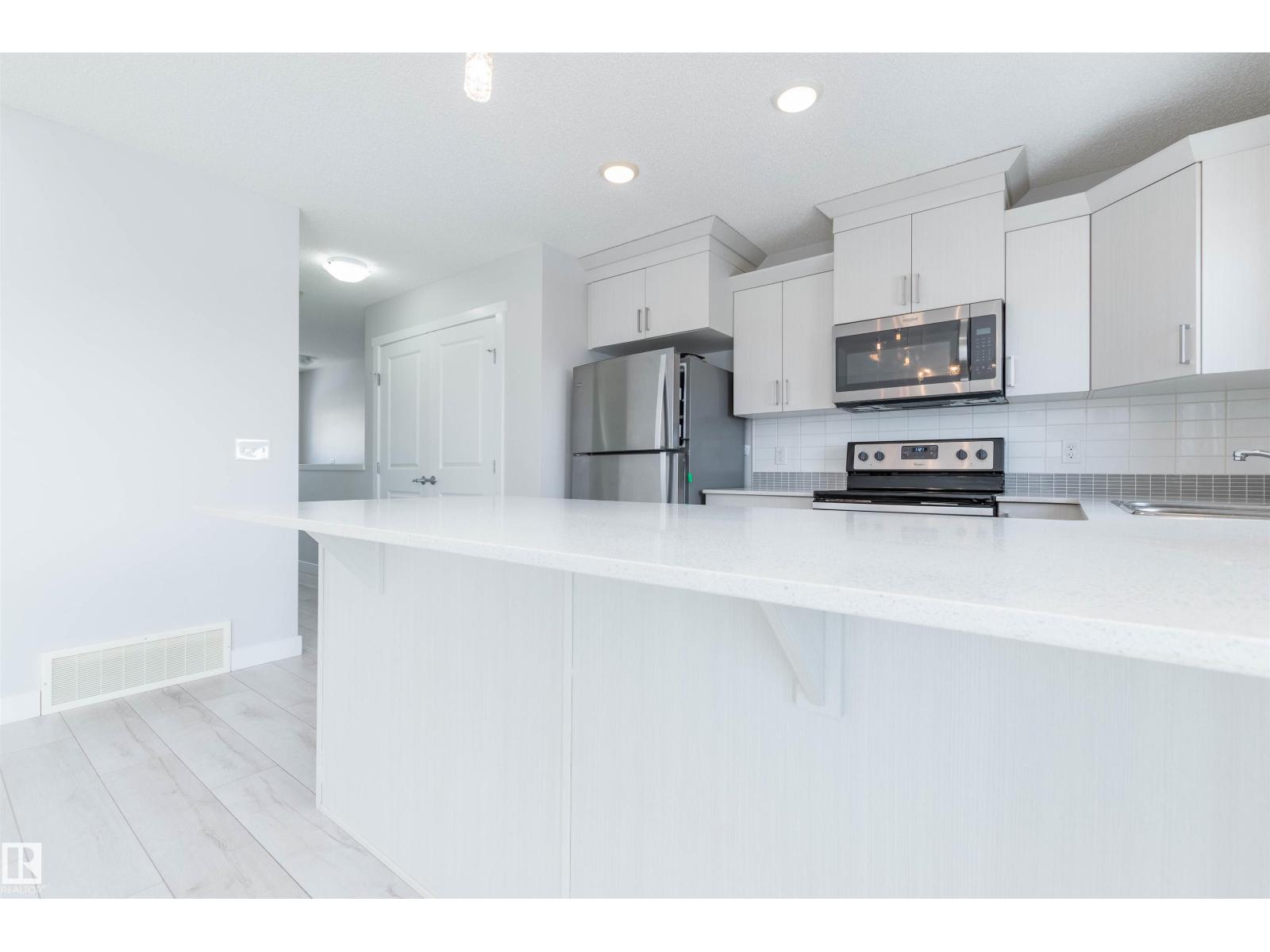 #6 1203 163 ST SW - 7
