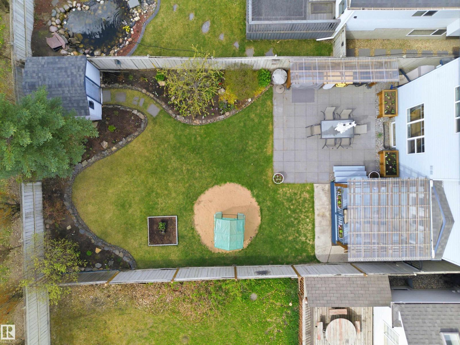 8915 8 AV SW — photo 53