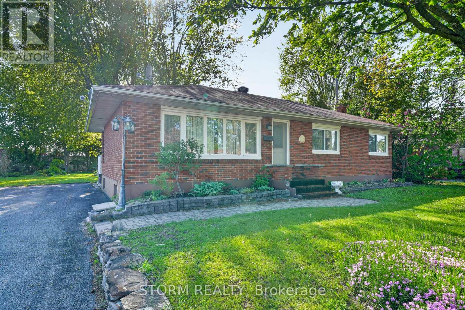 3 AULT DRIVE - 47