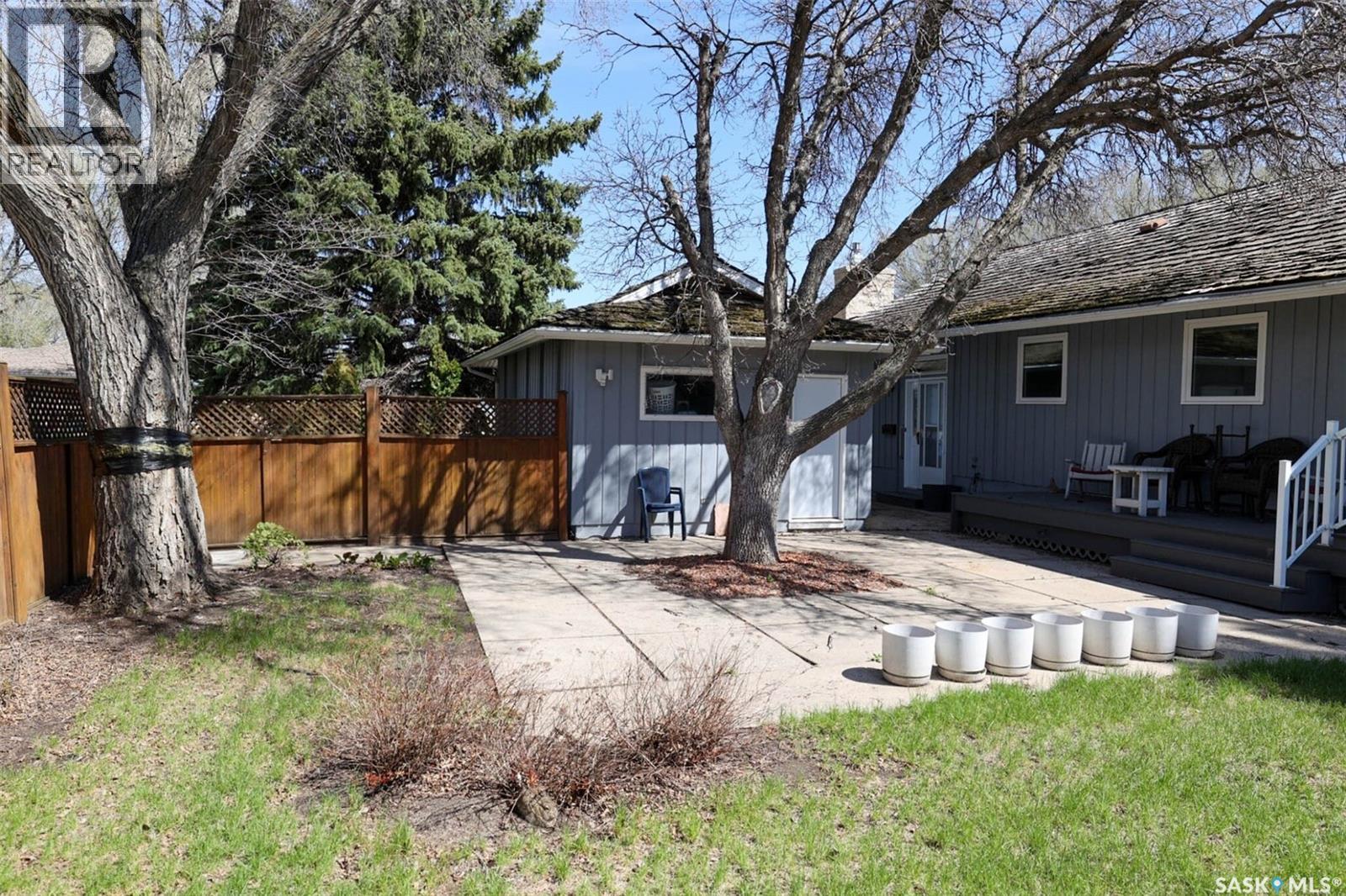 97 Compton ROAD - 27