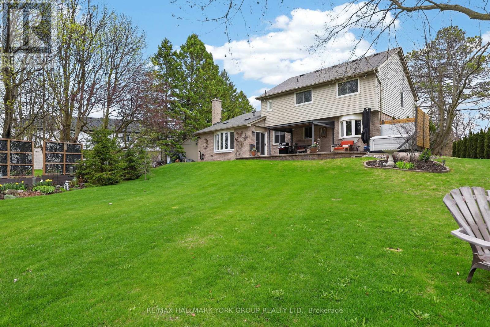 8 GRANT COURT - 45