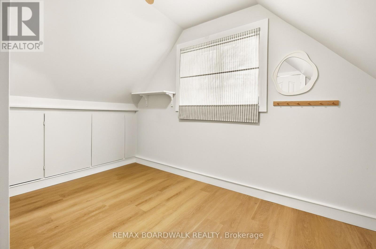 124 MCCULLOUGH'S LANDING ROAD - 28
