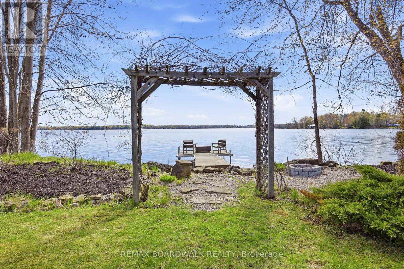 124 MCCULLOUGH'S LANDING ROAD - 38