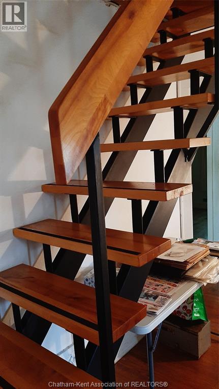 89 GLADSTONE AVENUE - 11