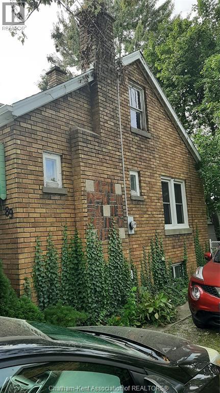 89 GLADSTONE AVENUE - 19