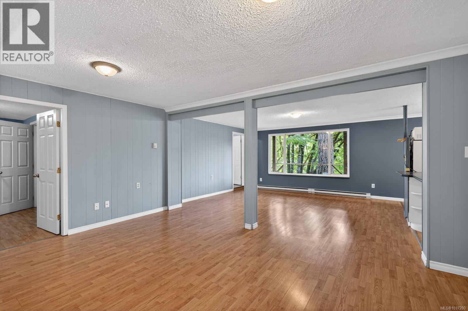 3046 Gibbins Rd - 10