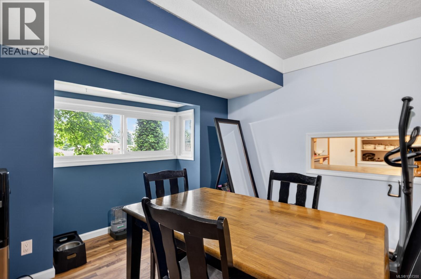 3046 Gibbins Rd - 31