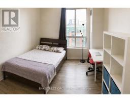 902 - 284 Bloor Street W, Toronto, ON M5S3B8 Photo 12