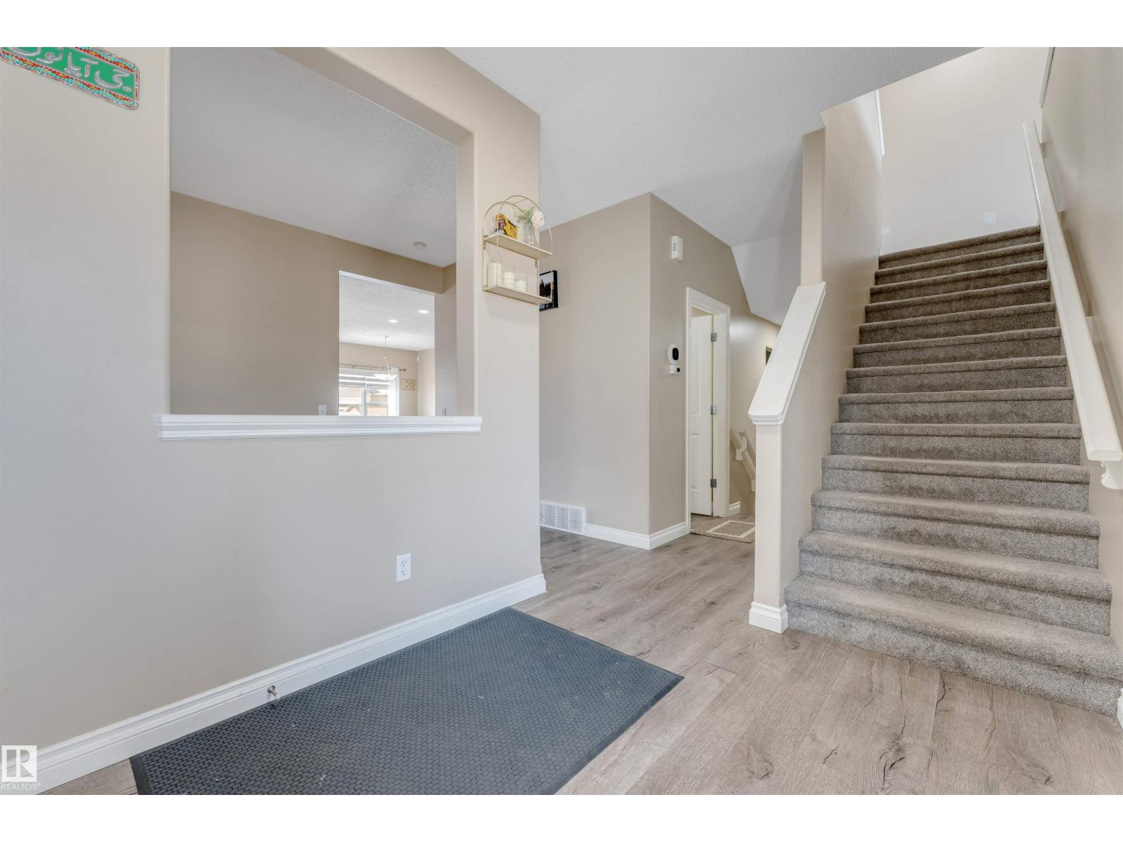121 64 ST SW - 15