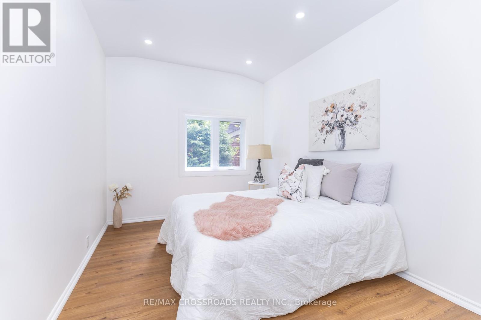 47 MUNSON CRESCENT - 20