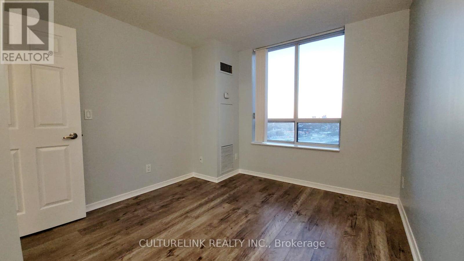 PH 10 - 23 ONEIDA CRESCENT, Richmond Hill (Langstaff), Ontario, L4B0A2 — Photo 6