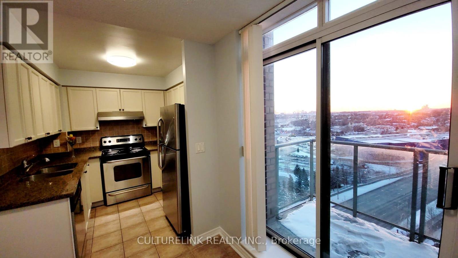 PH 10 - 23 ONEIDA CRESCENT, Richmond Hill (Langstaff), Ontario, L4B0A2 — Photo 5