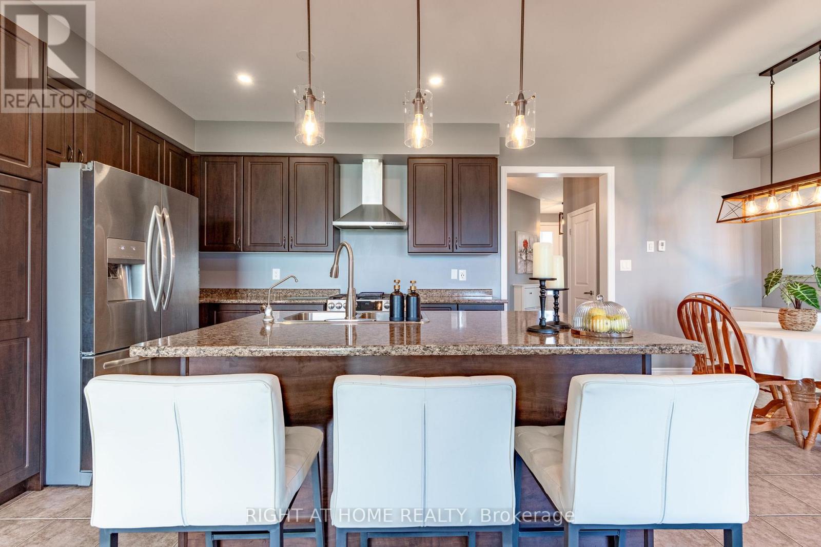 72 WAGNER CRESCENT - 13