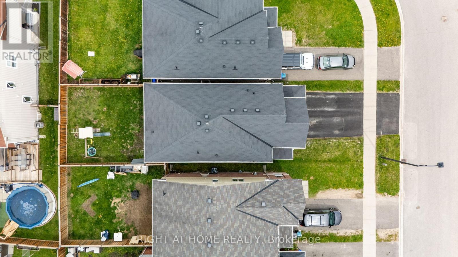 72 WAGNER CRESCENT - 47